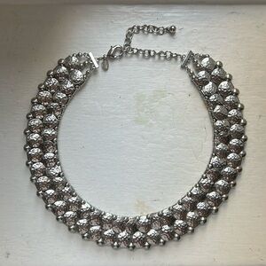 Chico’s silver toned collar necklace